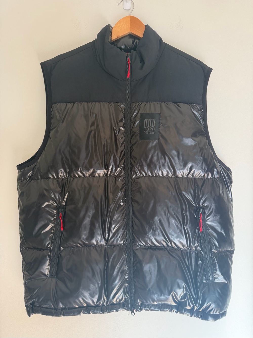 TOPO Designs Men's Black Quilted Insulated Vest Size XL